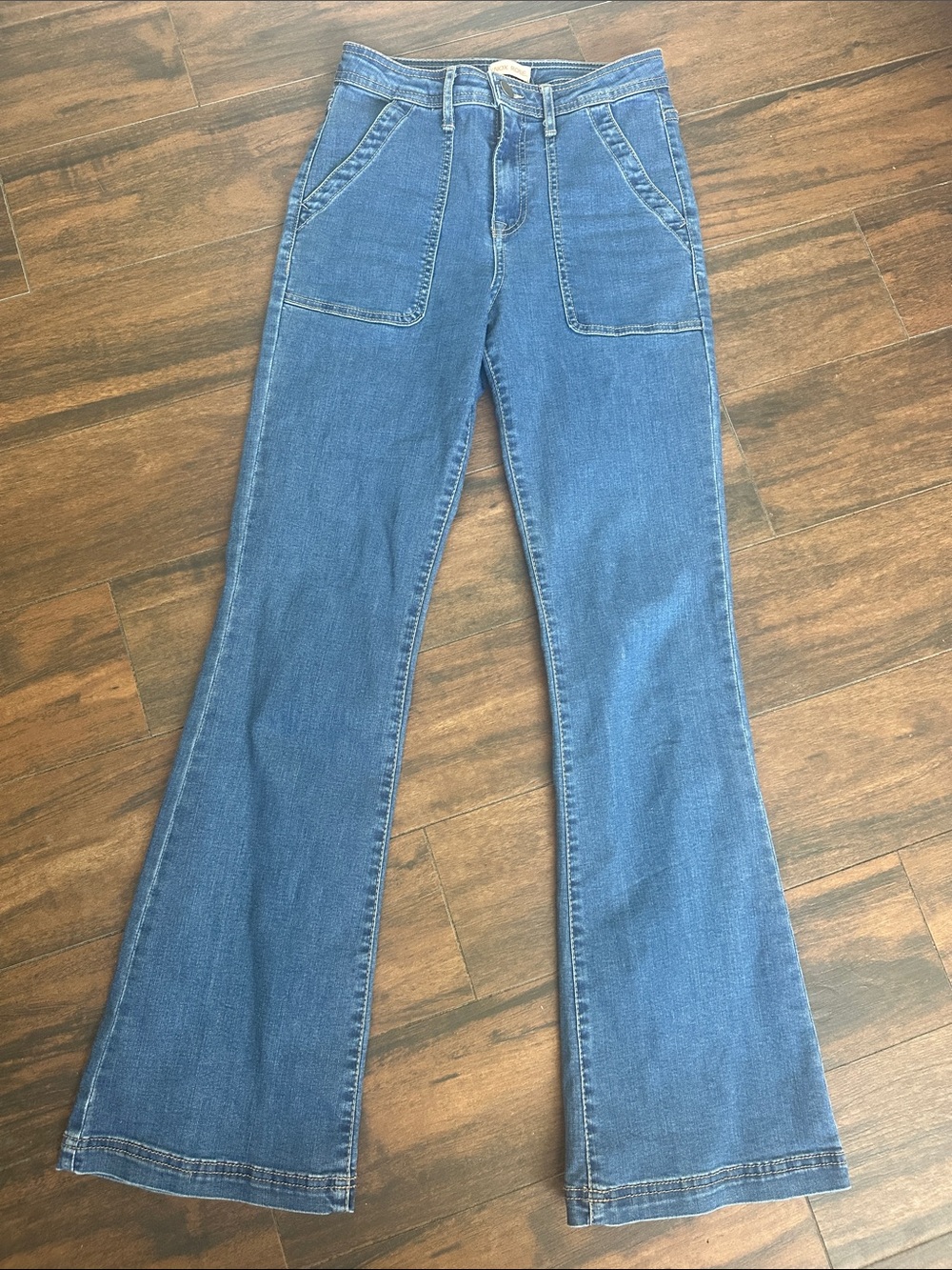 Flare Wide-Leg Jeans